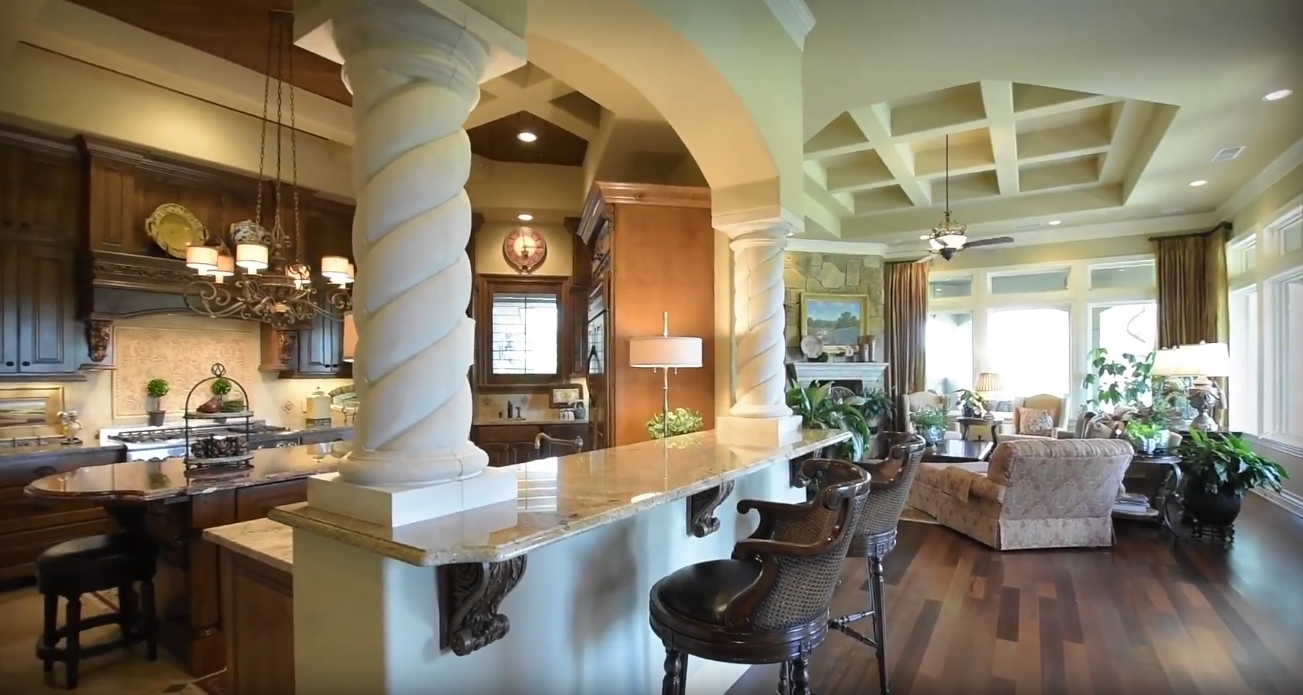 17 Photos vs. Prestigious Barton Creek Home Interior Design Tour