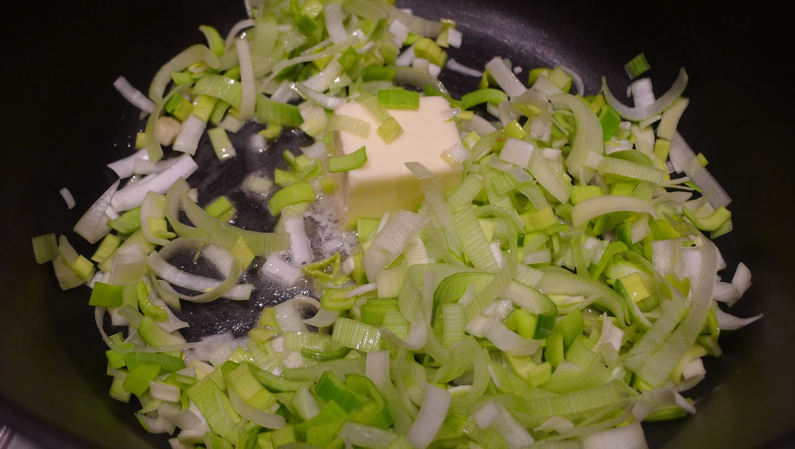 newFOOD tuesdayz: Creamy Wild Mushroom Soup