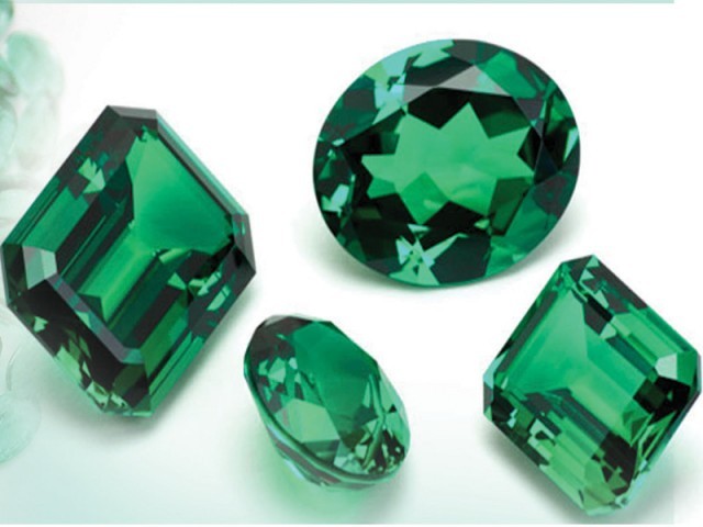Zamurd Stone Urdu Benefits Emerald Stone Ke Faide Hindi Panna Stone ...