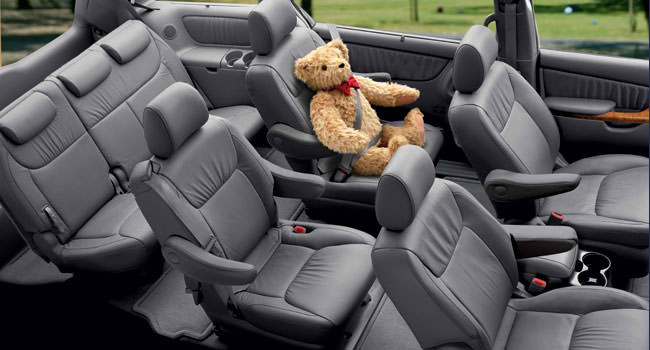 revisão do carro: toyota sienna