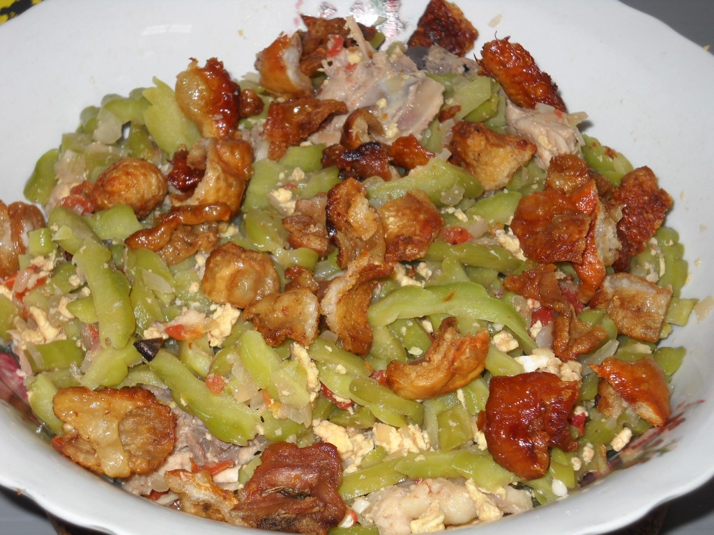 Simple, Plain & Easy Cooking: Ginisang Ampalaya with Chicken Chicharon Bits