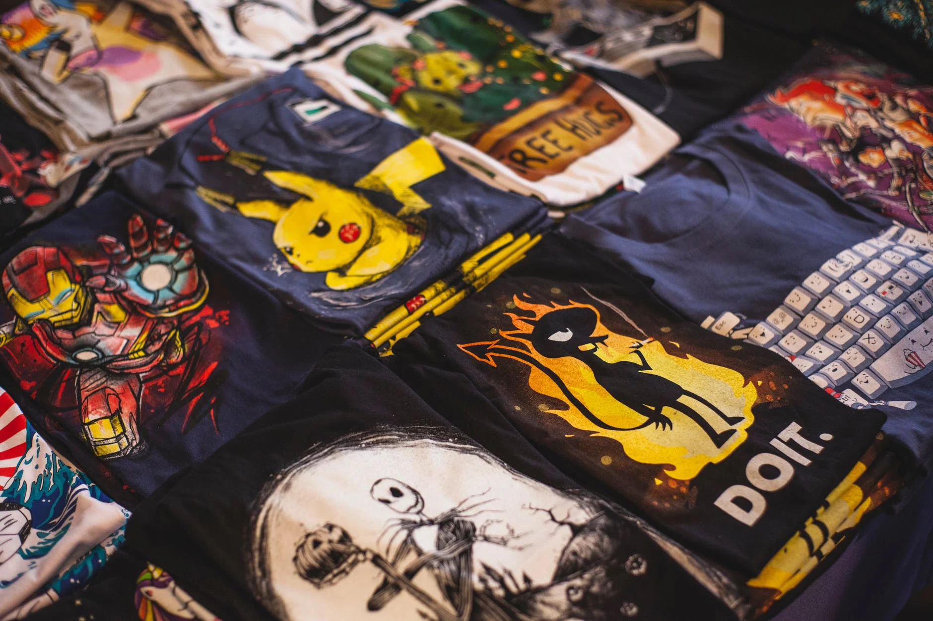 Five Reasons Why Customized t-shirts Are Good For Your Business