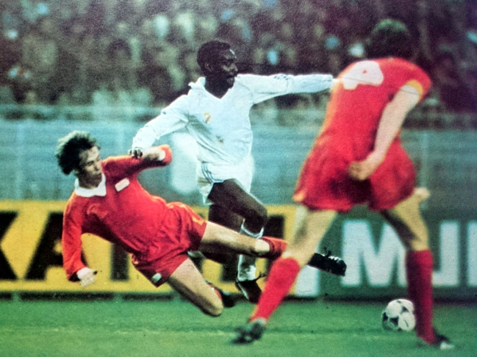 THE VINTAGE FOOTBALL CLUB FINALE COUPE DES CLUBS CHAMPIONS 1981