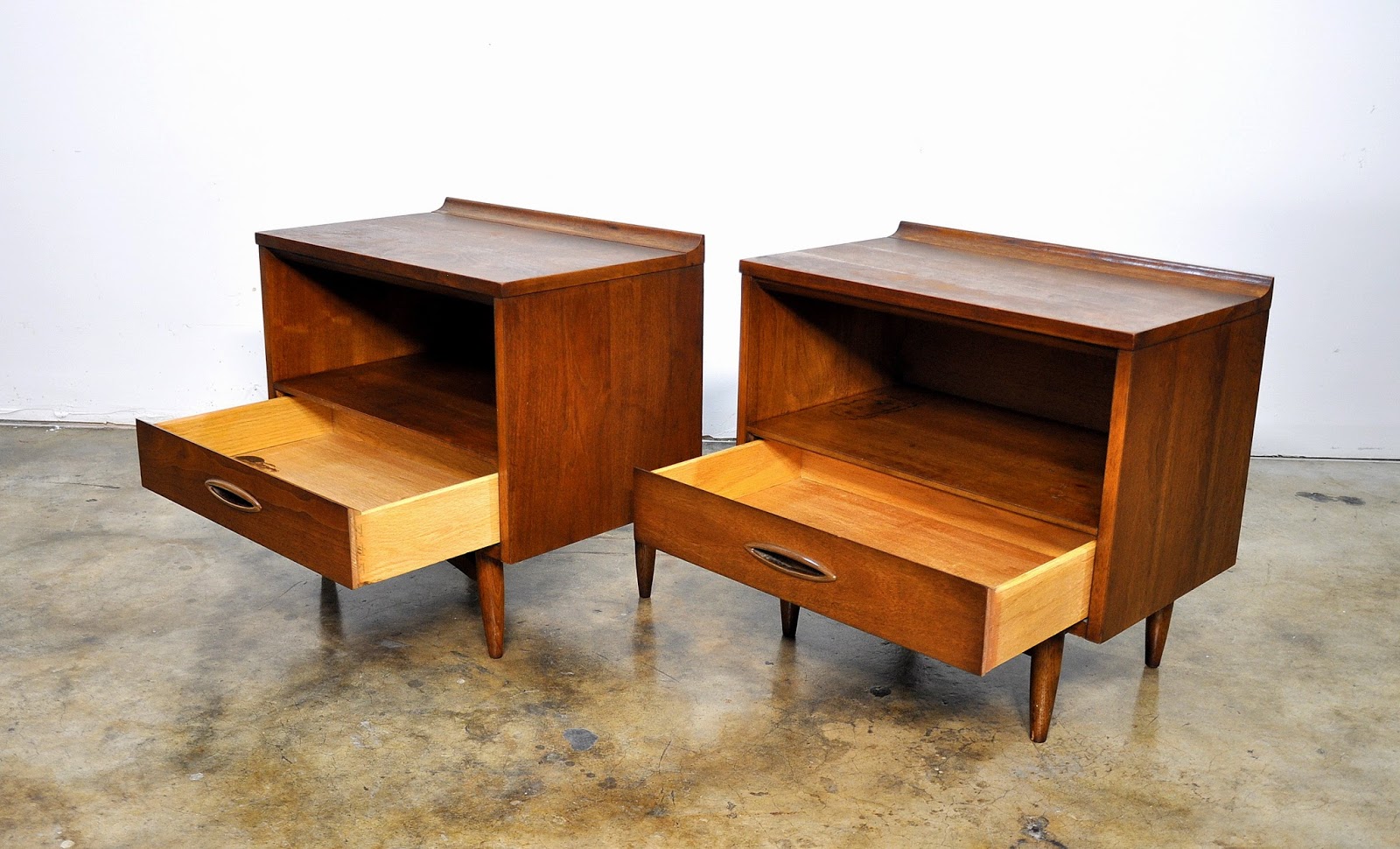 SELECT MODERN Pair of Sculptra Nightstands, Bedside, End or Side Tables