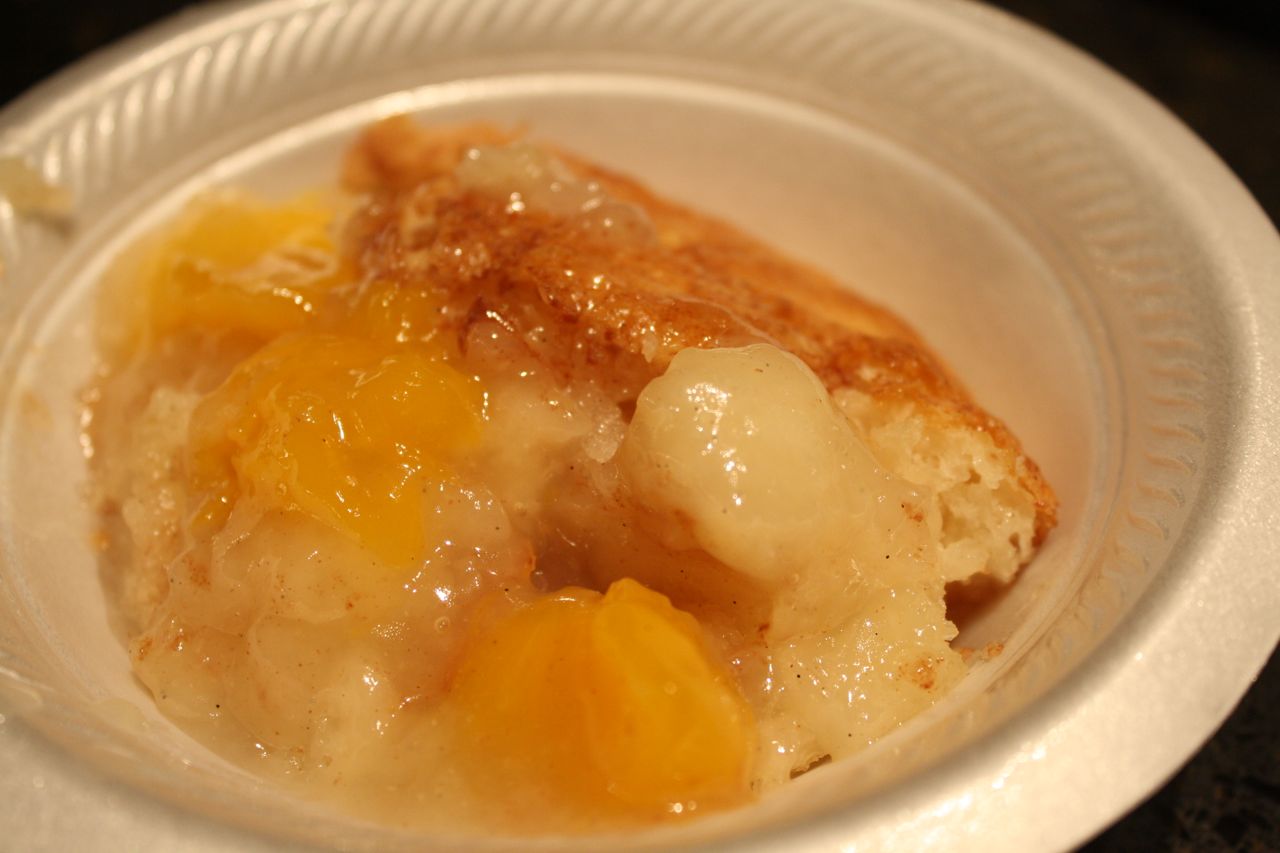 The Roediger House: Old Fashioned Peach Cobbler