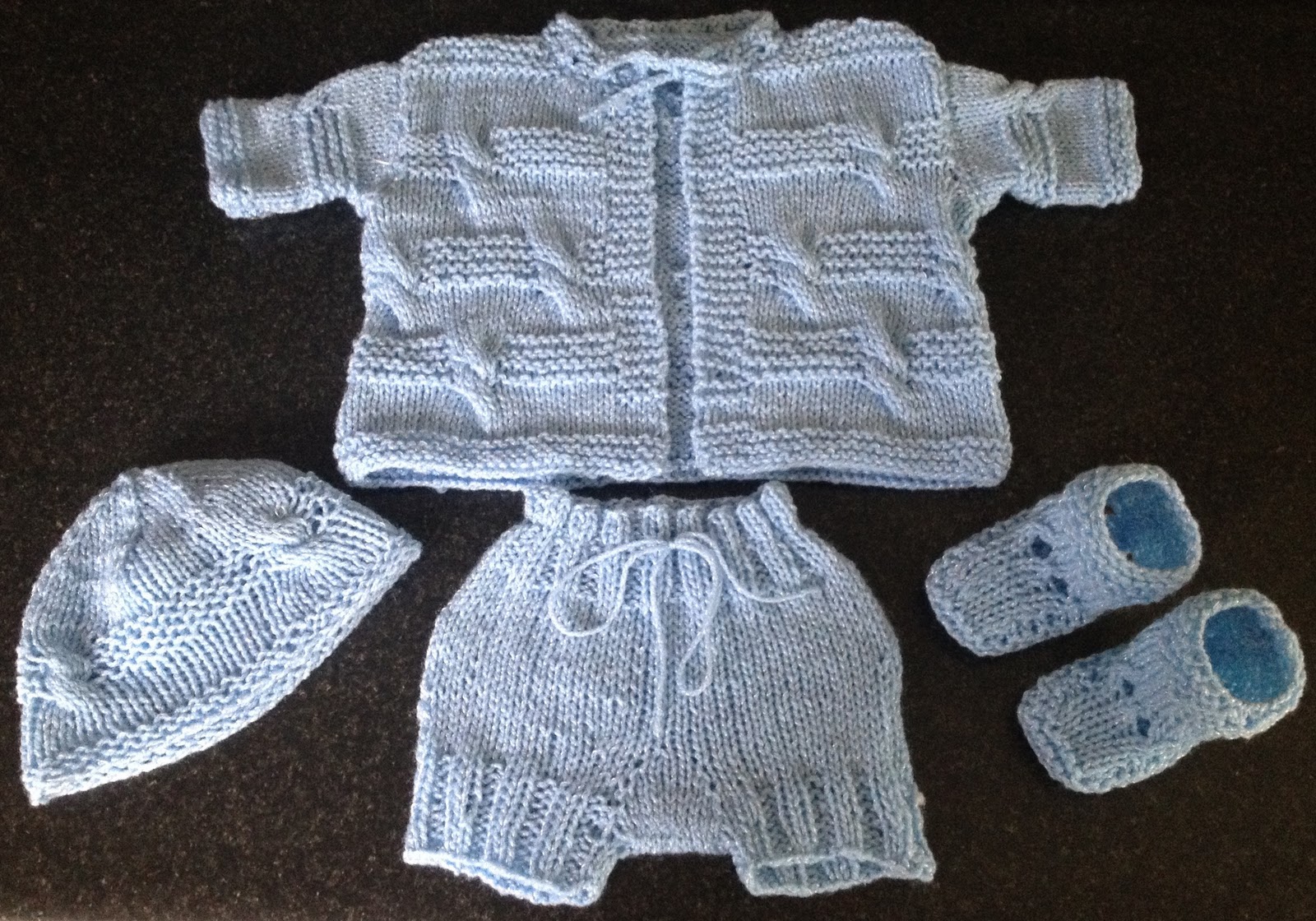 D'ma's little things! My version of Bouncing Baby Boy Layette (pattern)