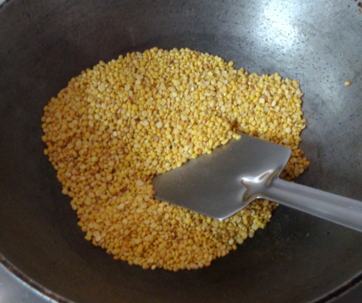 English pesara in Pesarattu Recipe