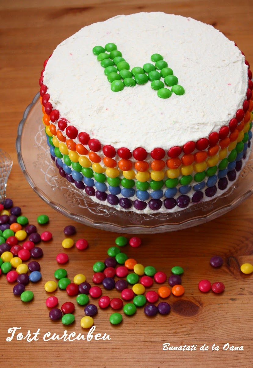 Tort curcubeu - rainbow cake