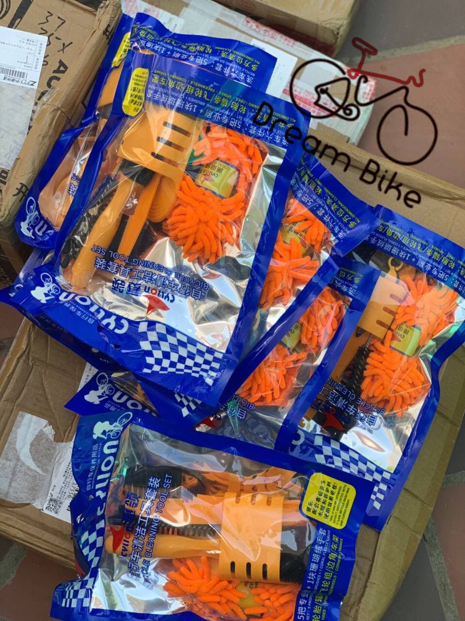 Bicycle Cleaning Tools Set 8 ឈុតសំអាតកង់