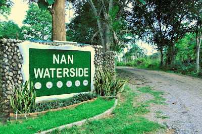 Entrance of Nan Waterside in Pha Kwang Entrance of Nan Waterside in Pha Kwang