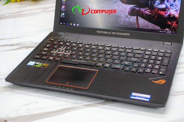 Laptop ASUS ROG STRIX GL553VE