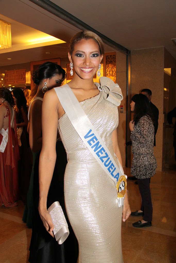 Knowledge Of Pageants: Elizabeth Mosquera: Miss International 2010