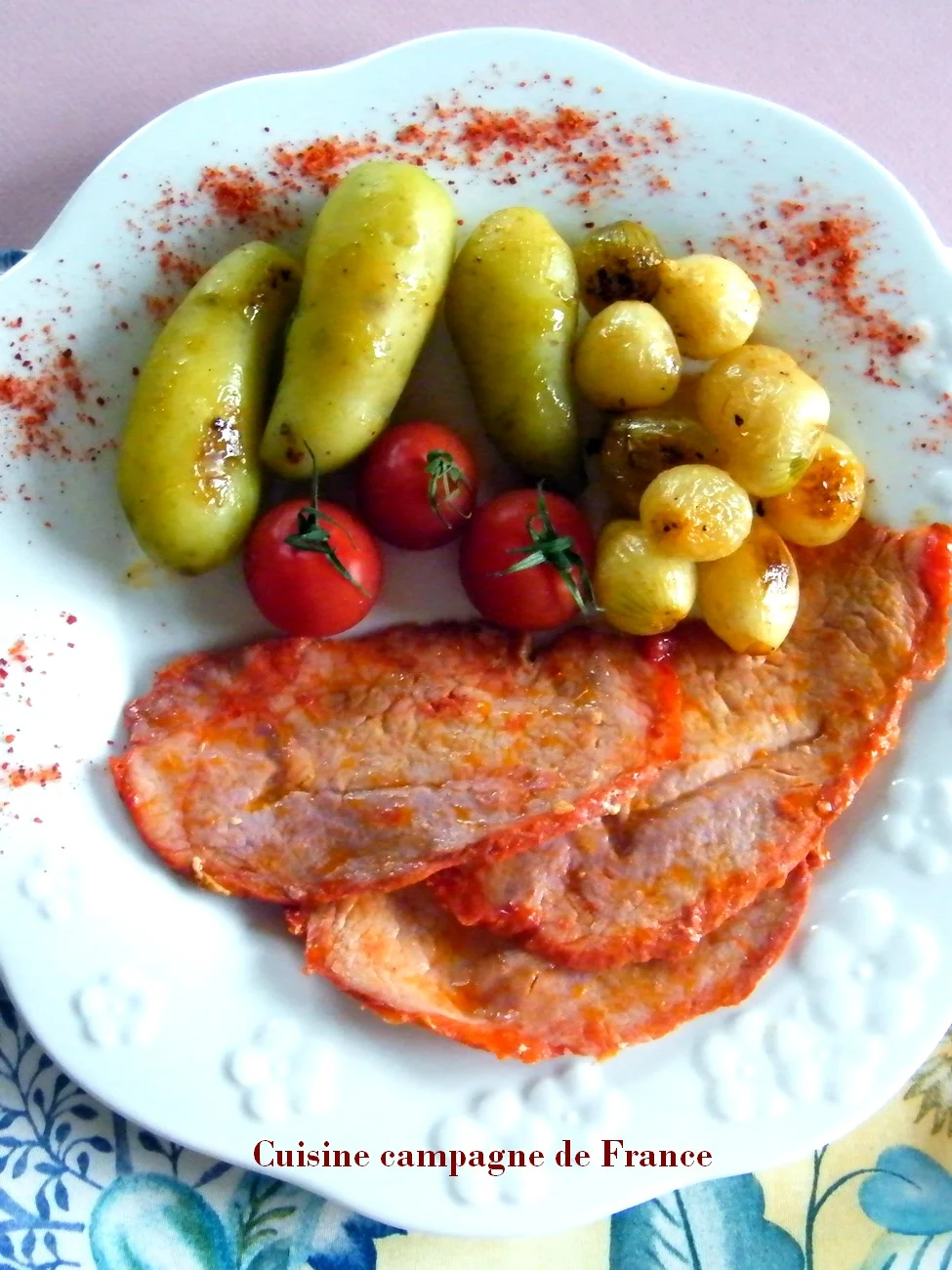 Cuisine et Campagne de France : Lomo au piment d'Espelette et oignons