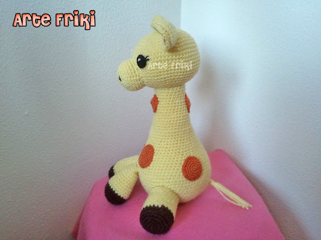 jirafa amigurumi giraffe amigurumi doll peluche muñeco ganchillo crochet