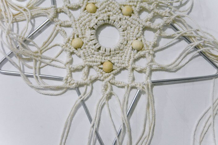 atamos las cuerdas entre sí