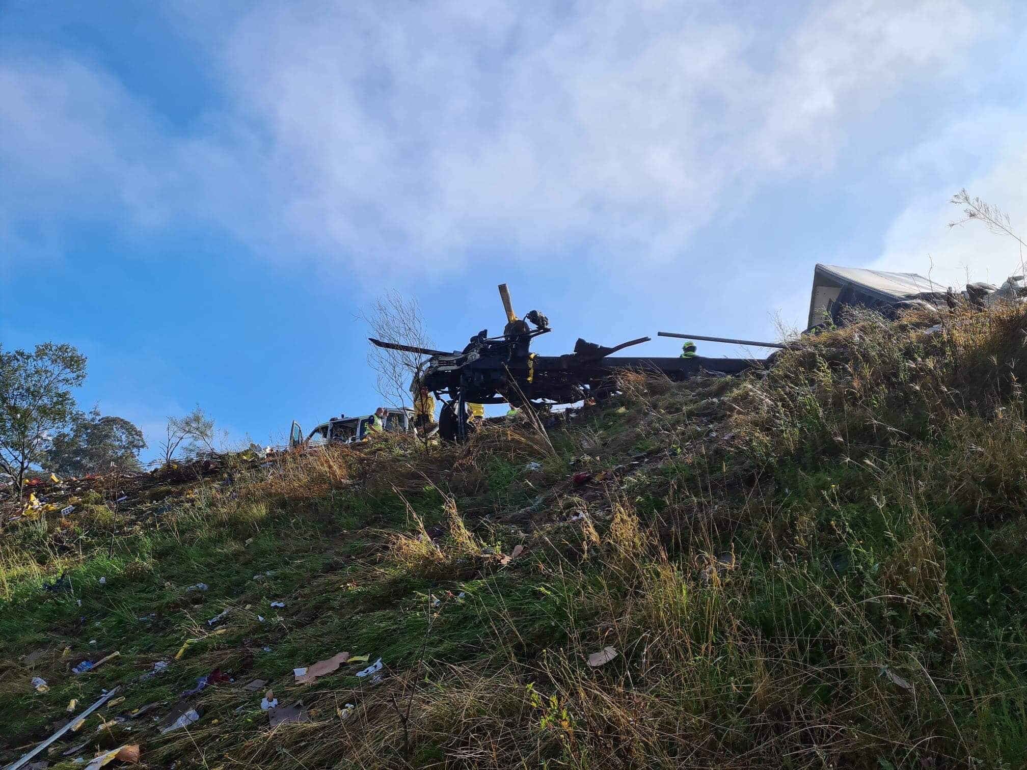 2NURFM Hunter News Truck Crash Causing Delays on Hunter Expressway