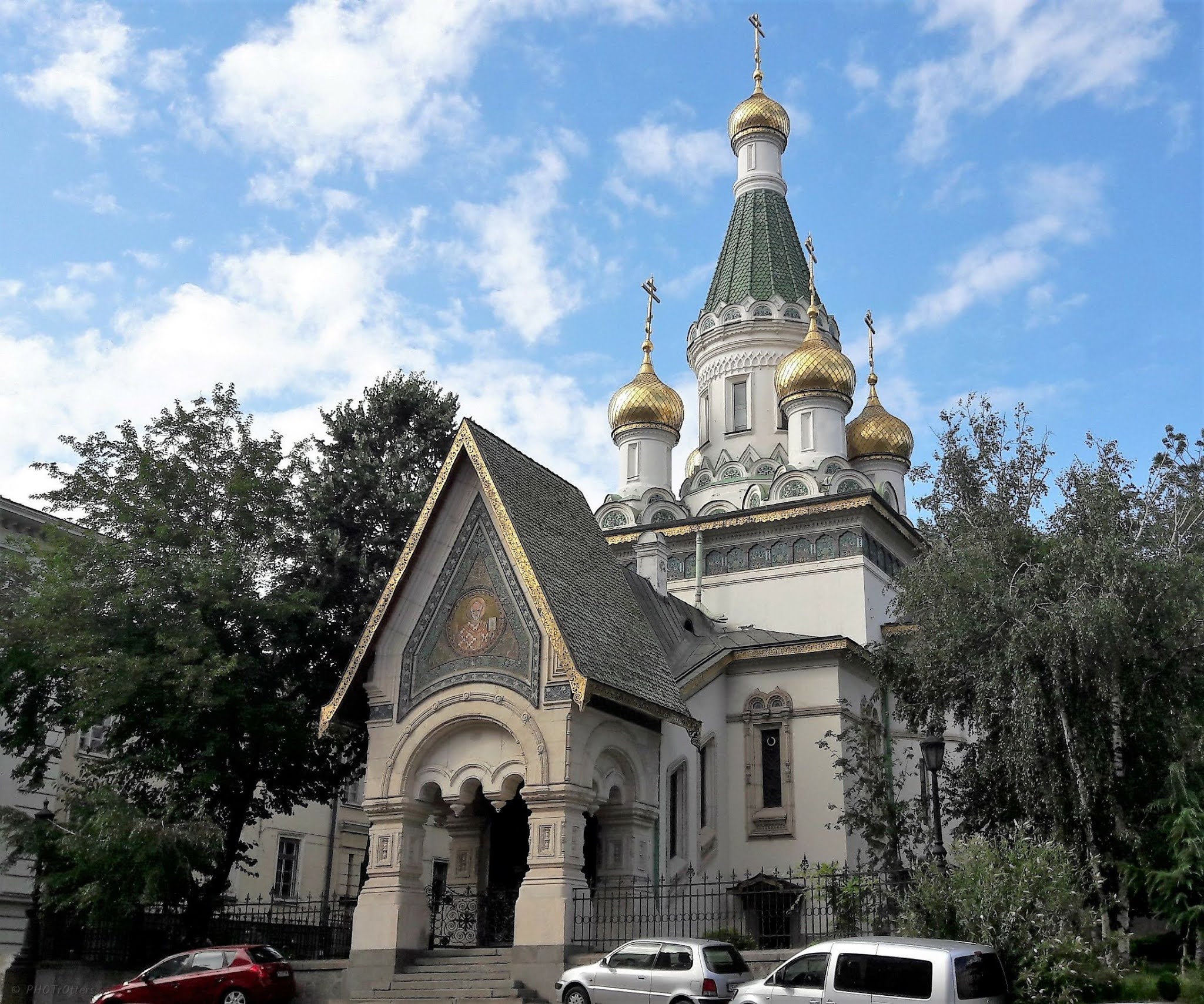 View of the Russian Church from the street