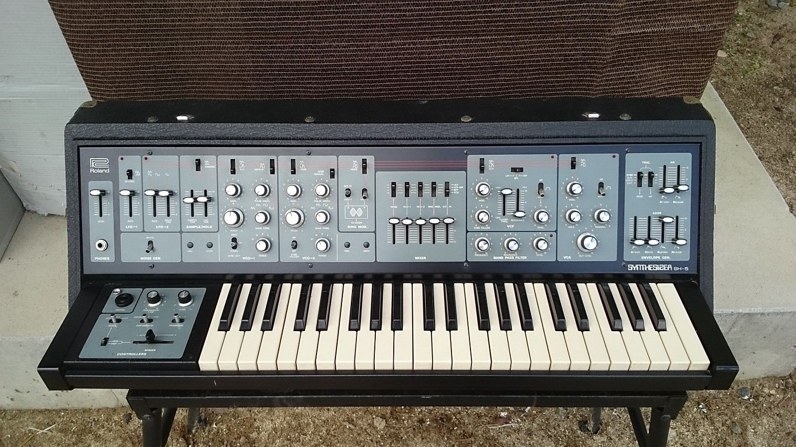 MATRIXSYNTH: Roland SH-5 Monophonic Synthesizer