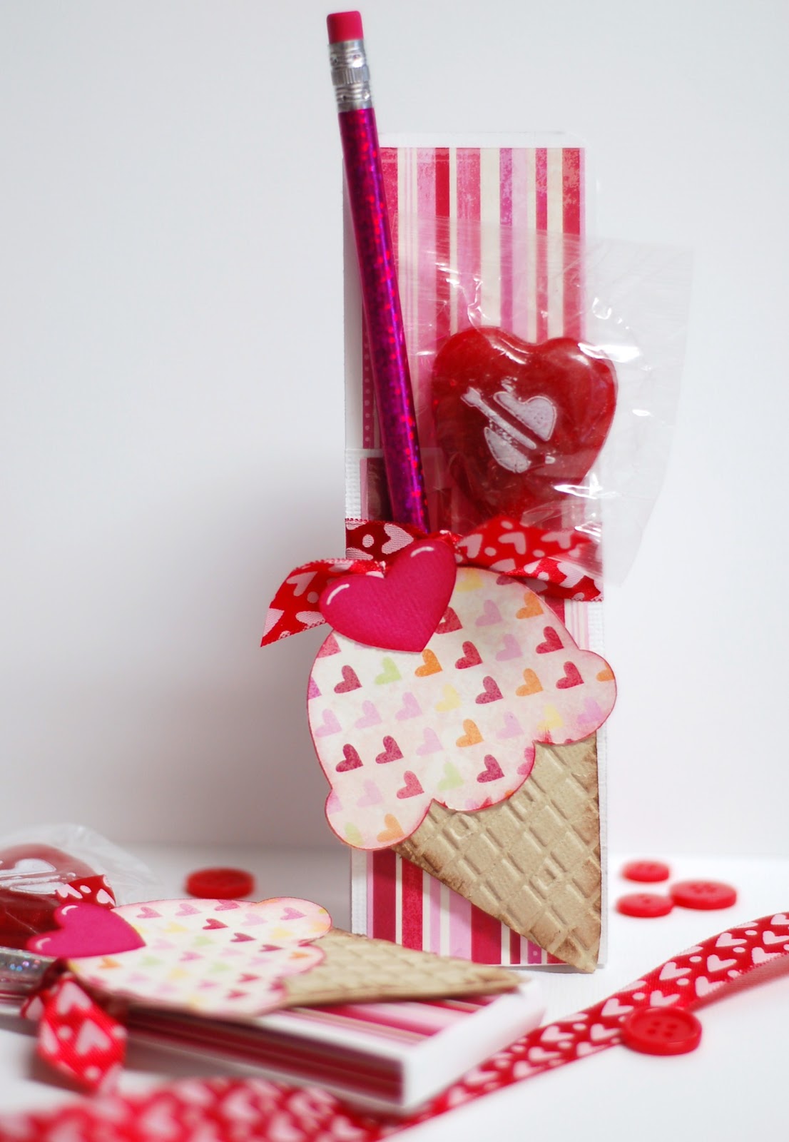 Paper Creations by Kristin: Valentine Pencil & Lollipop Holder