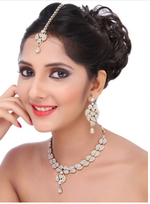 Aksesoris Cantik Ala India Pelengkap Busana Untuk Anda Gaya Masa Kini Terbaru aksesoris cantik ala india pelengkap busana untuk anda gaya masa kini terbaru