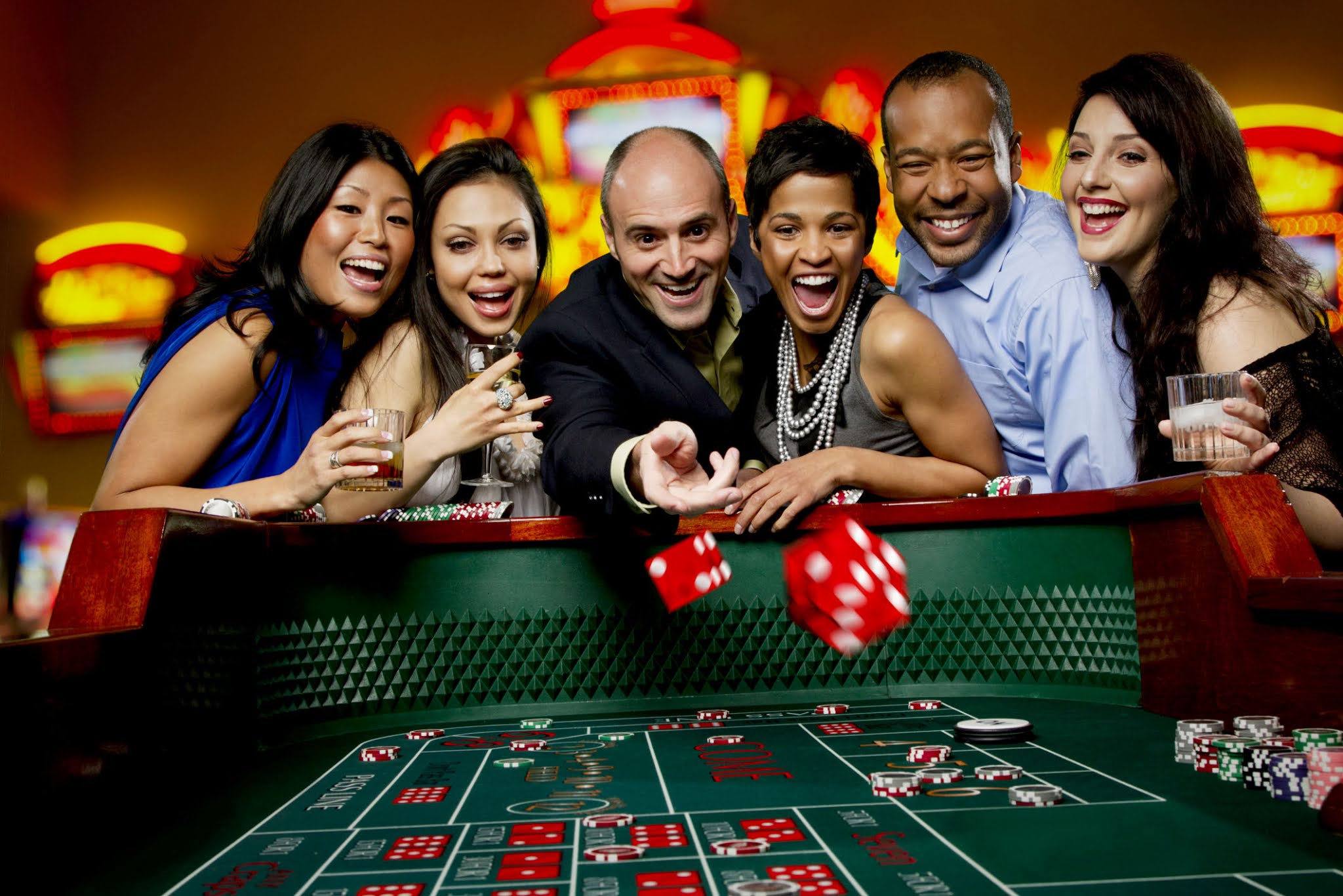 Which games do you like to play with in online casinos?