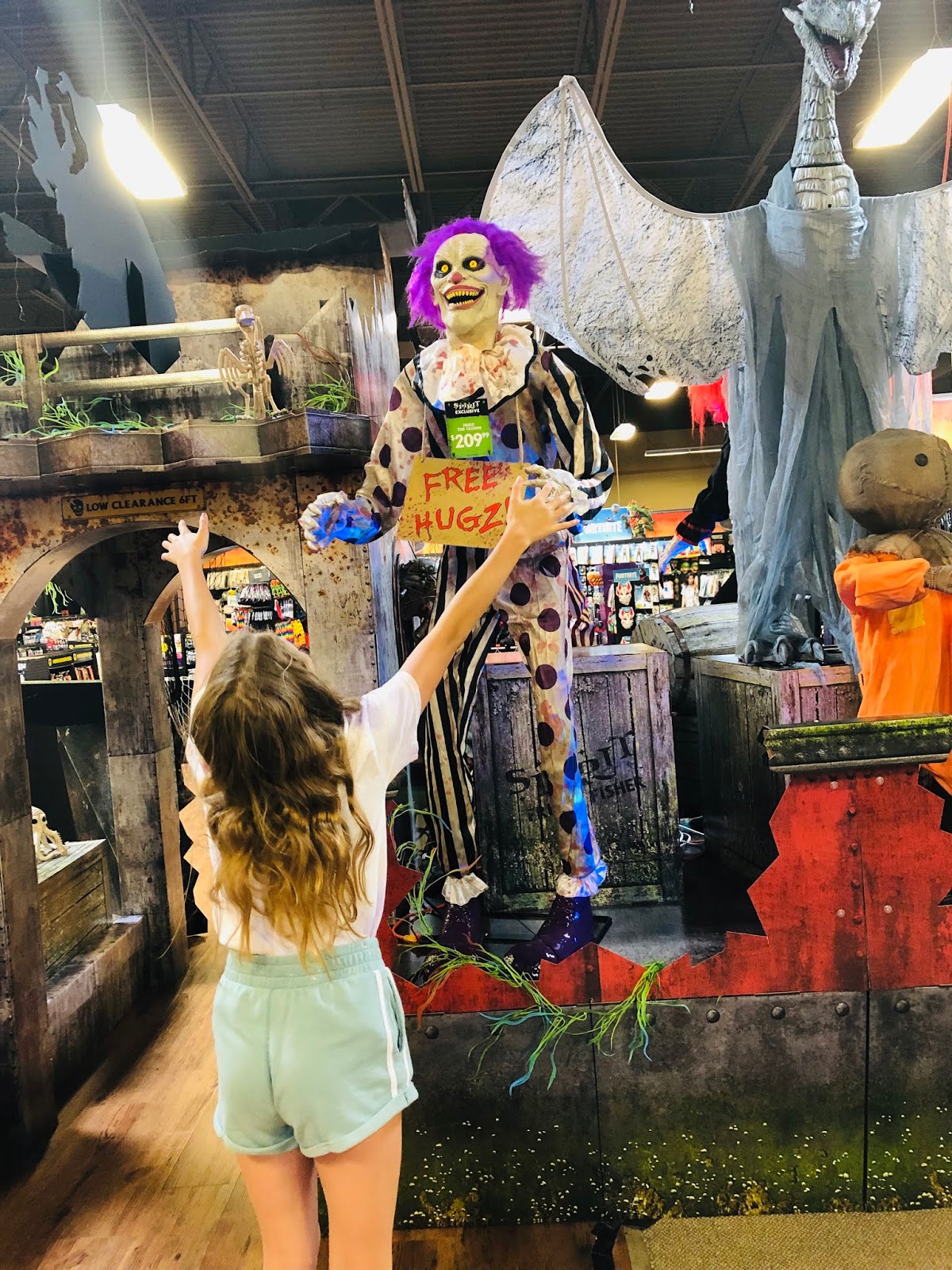 Airing My Laundry, One Post At A Time&hellip; Having Fun At Spirit Halloween