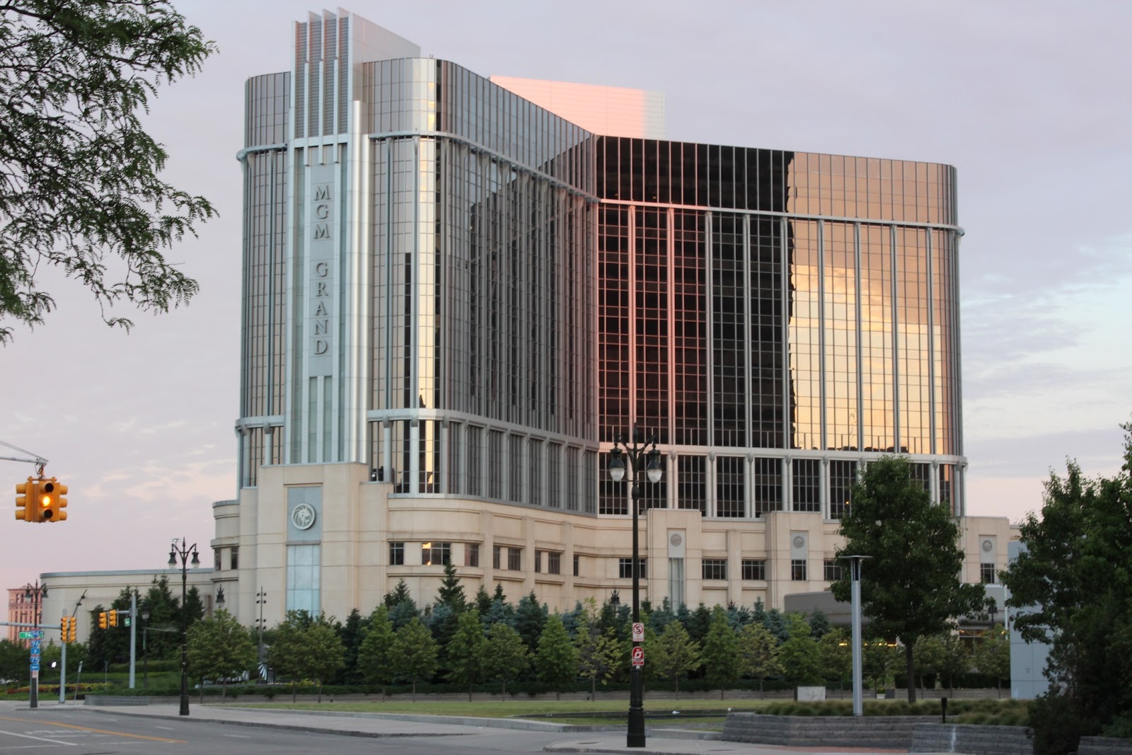 detroit-experience-photographing-detroit