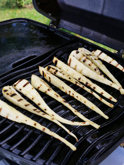 Gegrillte Pastinaken