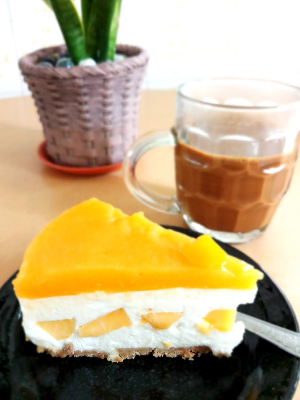 NonBake Mango Yoghurt Cheesecake