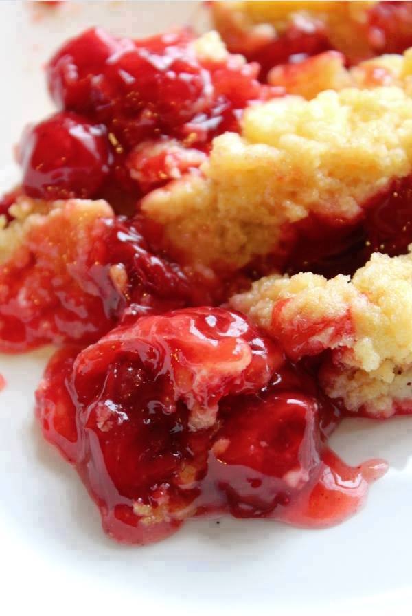 Crock Pot Cherry Dump Cake