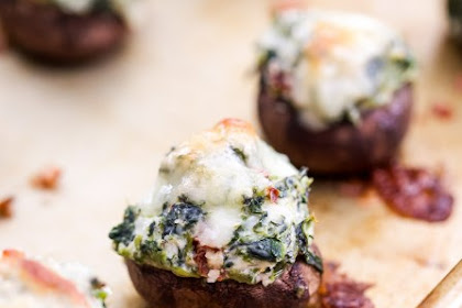 SPINACH AND SUN DRIED TOMATO DIP STUFFED MUSHROOMS