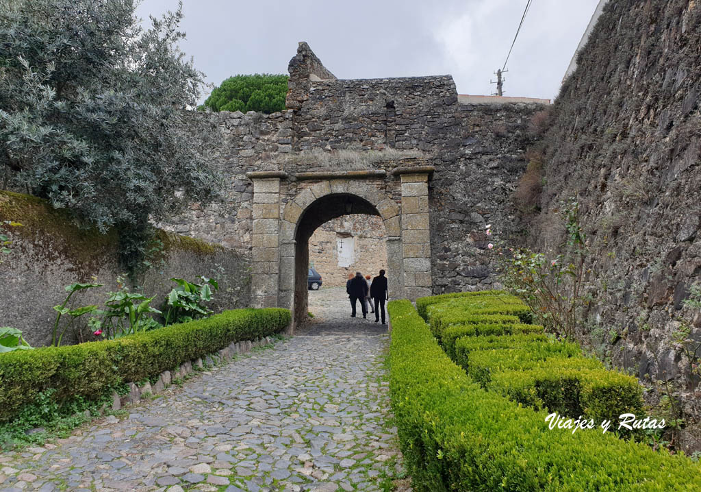 Entrada al Castillo de Castelo de Vide