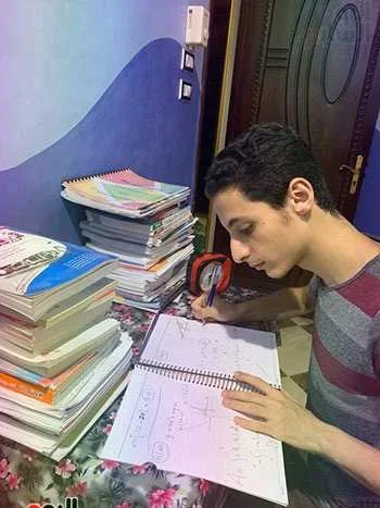 الأول على الجمهورية فى الثانوية العامة من محافظة المنوفية: قدوتى أحمد زويل