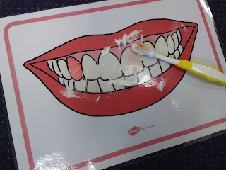 Cleaning our teeth, Copthill School