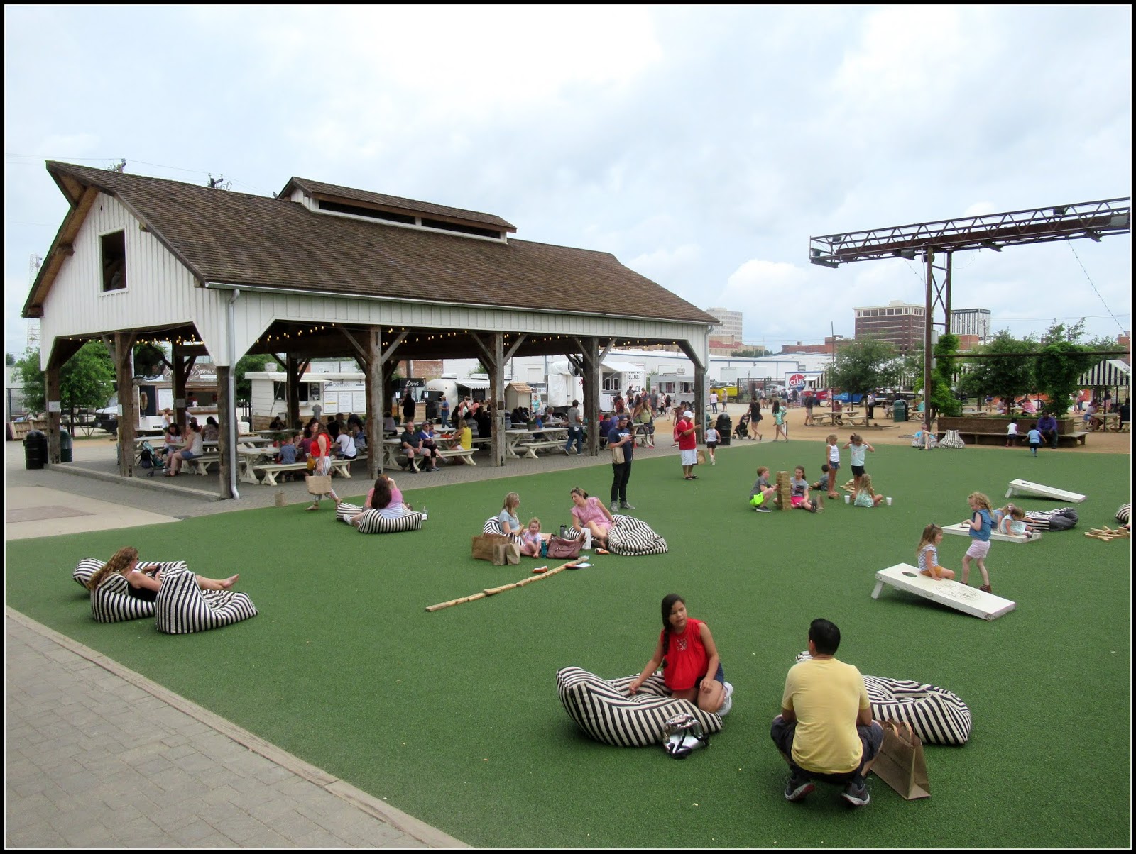 My Little Corner of the World My tips for visiting Magnolia Market