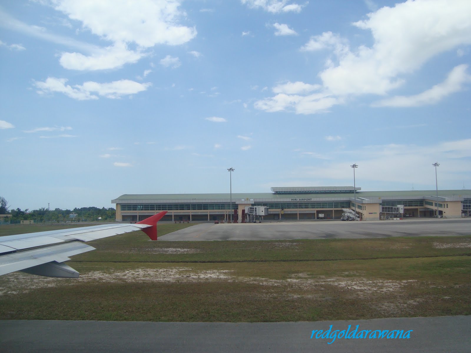 redgoldarawana: Travel by Air Asia- Miri to Kuching...