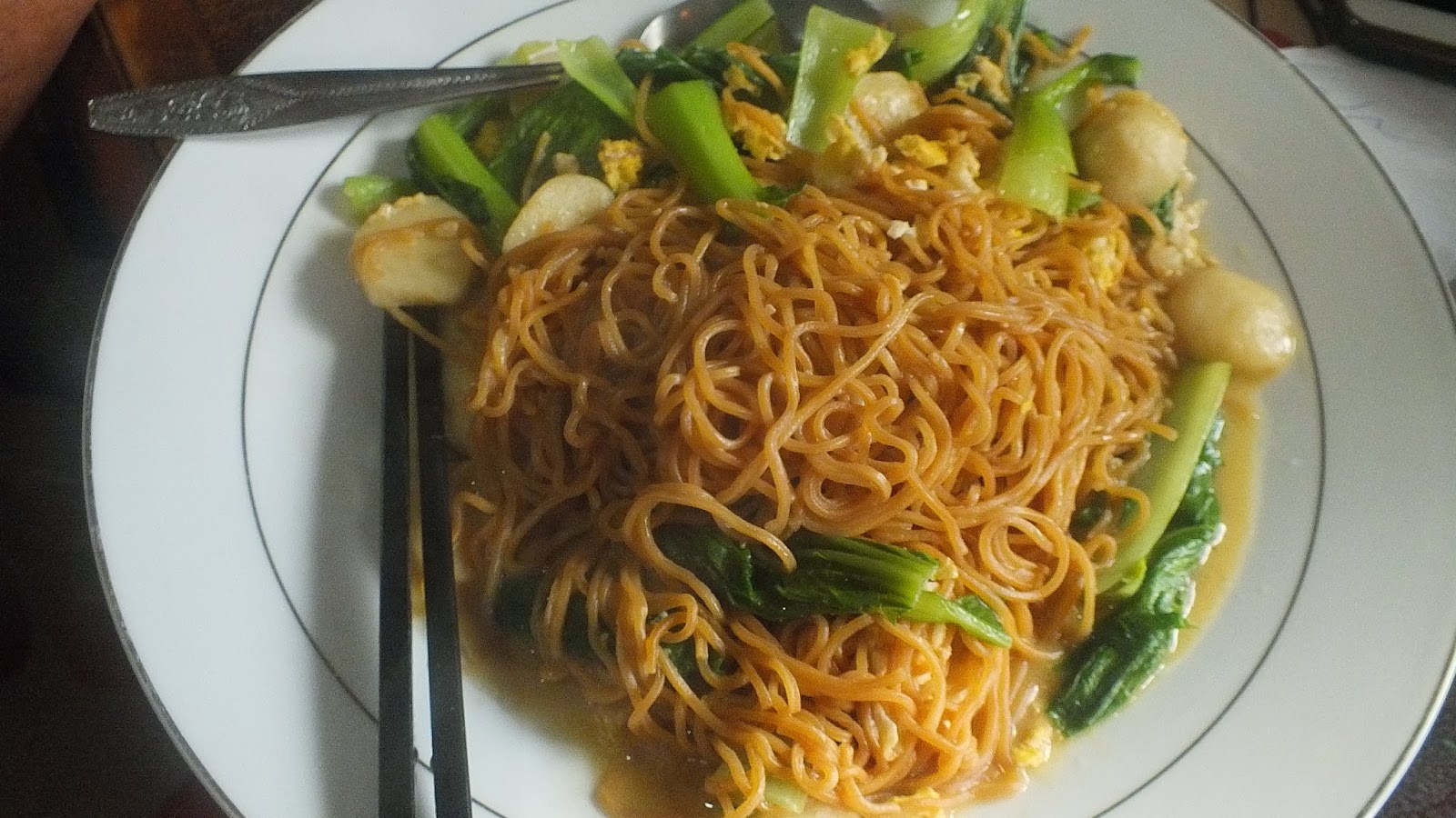 JessKITCHENLab Stirfry Egg Noodle with fish cake