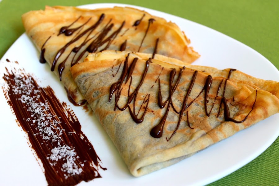 Crepes dulces sin lactosa rellenos de nutella y coco