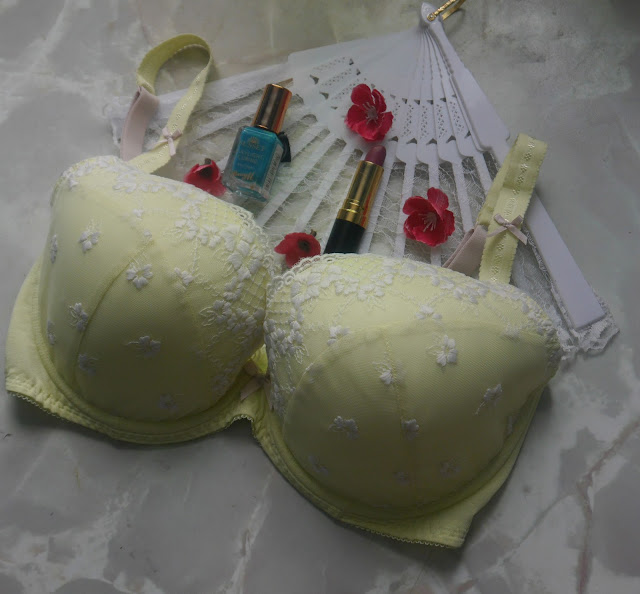 Marks and spencer embroided padded plunge bra