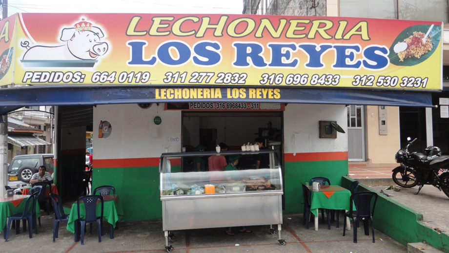 LECHONERIA LOS REYES: octubre 2012