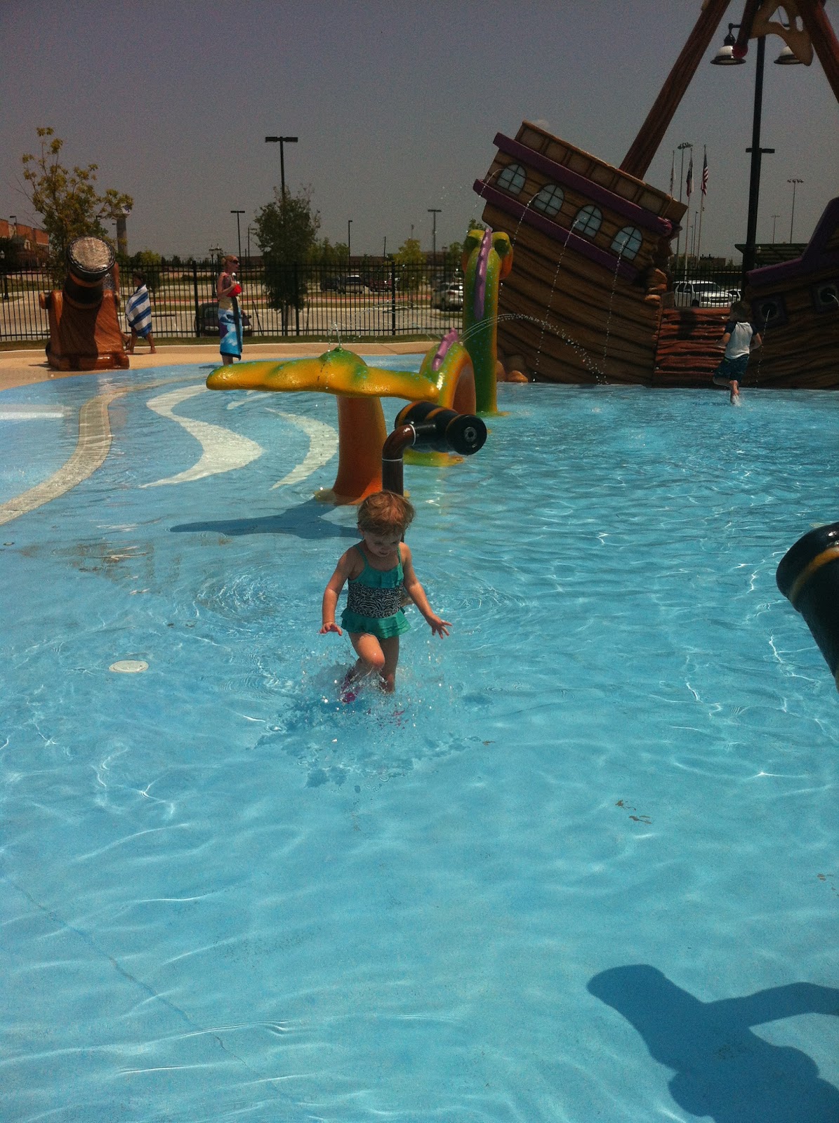 Greg, Lacey, Rory, and Rylee Trophy Club Splash Pad