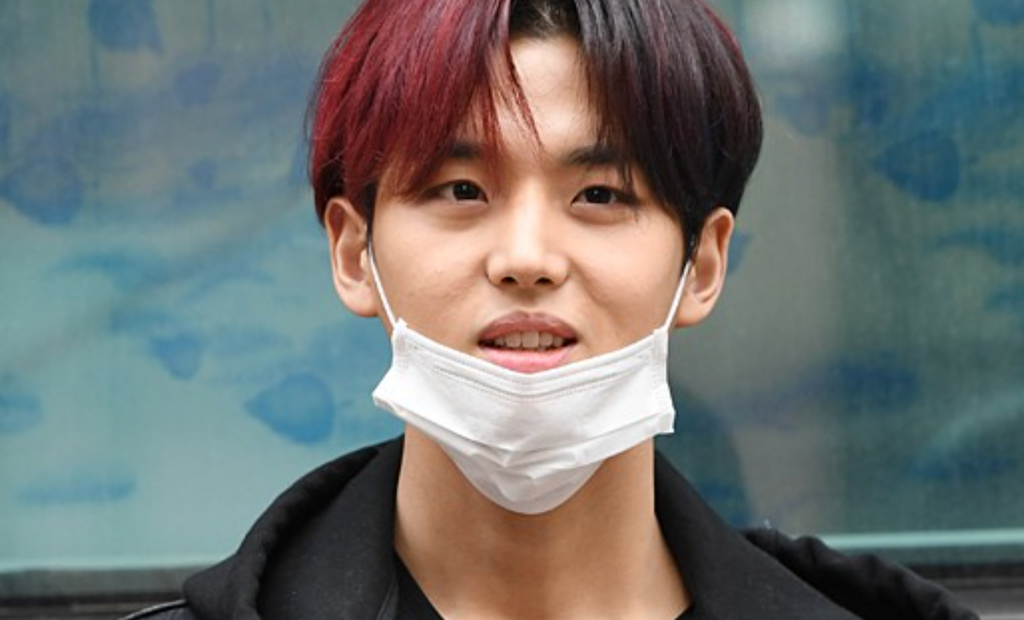 Pentagon's Hongseok under fire for criticizing another idol group on