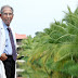 In childhood, he was forced to drink gutter water, today the owners of crores fly on a private plane