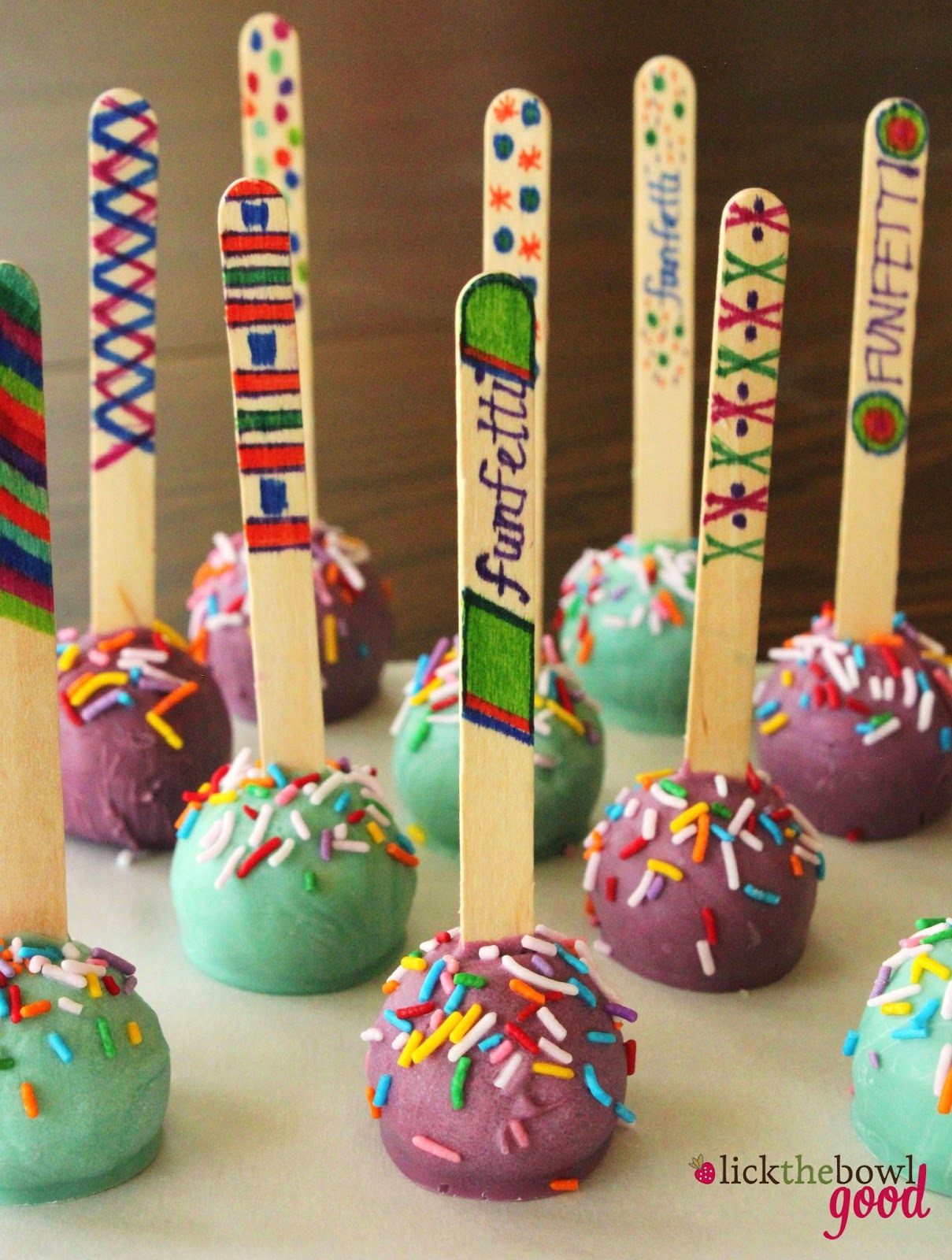 Lick The Bowl Good: My Birthday Cakes and No-Bake Cake Pops