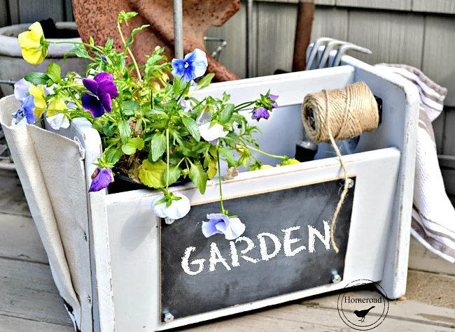 Garden tote with accessories to hold tools