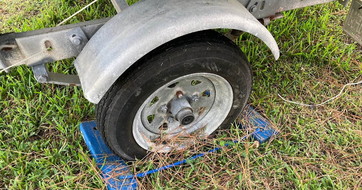 Small Boat Restoration Jack Pads Trailer Tire Protection on Soft Ground