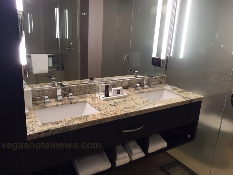 Vegas Hotel News Aria Deluxe King Room Review