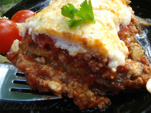 Greek moussaka by Laka kuharica: classic Greek dish baked to perfection.