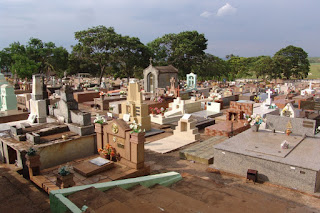 Reforma de Cemitério demandaria R$ 500 mil, diz Prefeitura