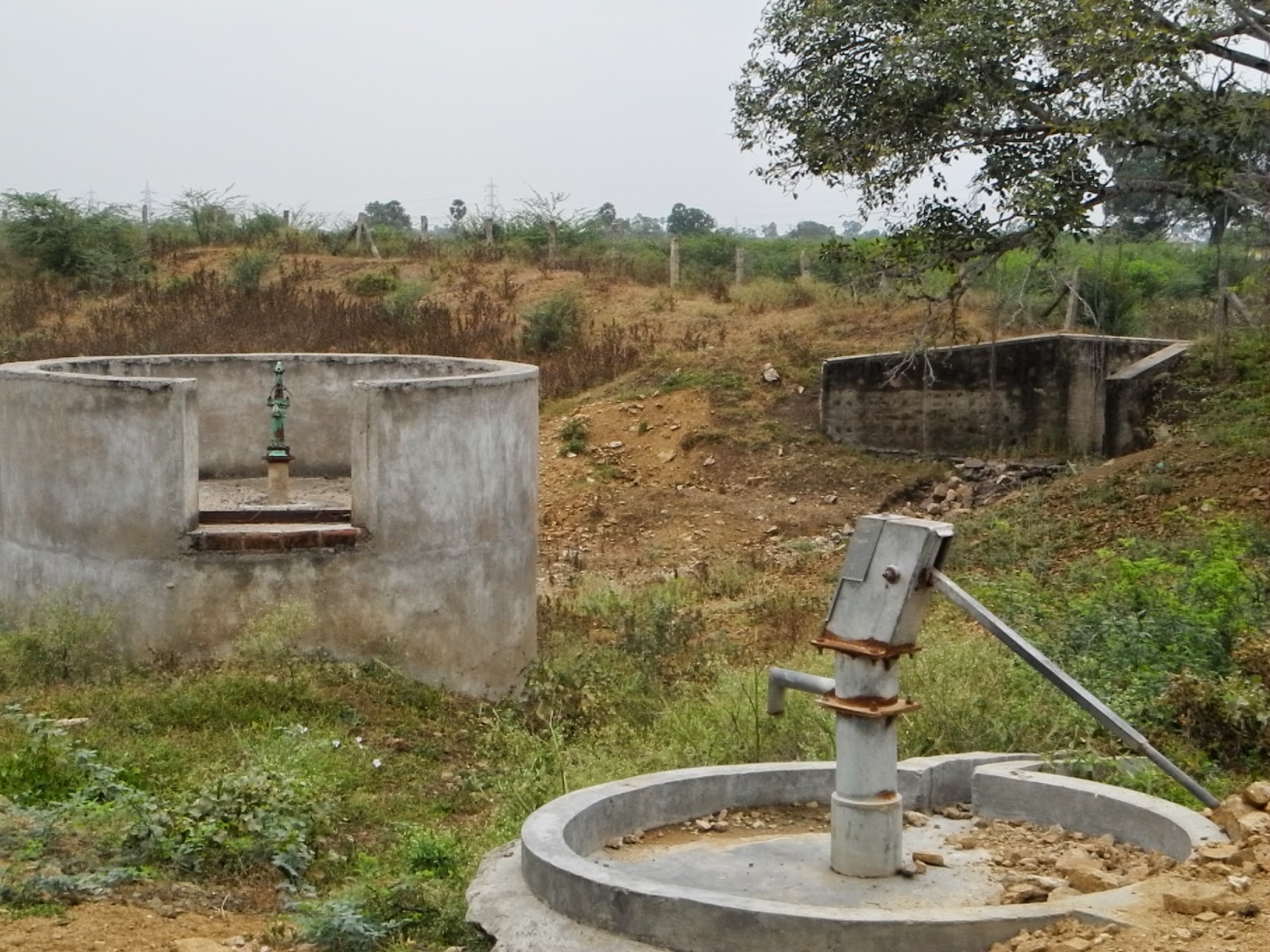 EW RAINWATER HARVESTING IN TAMIL NADU / RECUPERATION D'EAU PLUVIALE